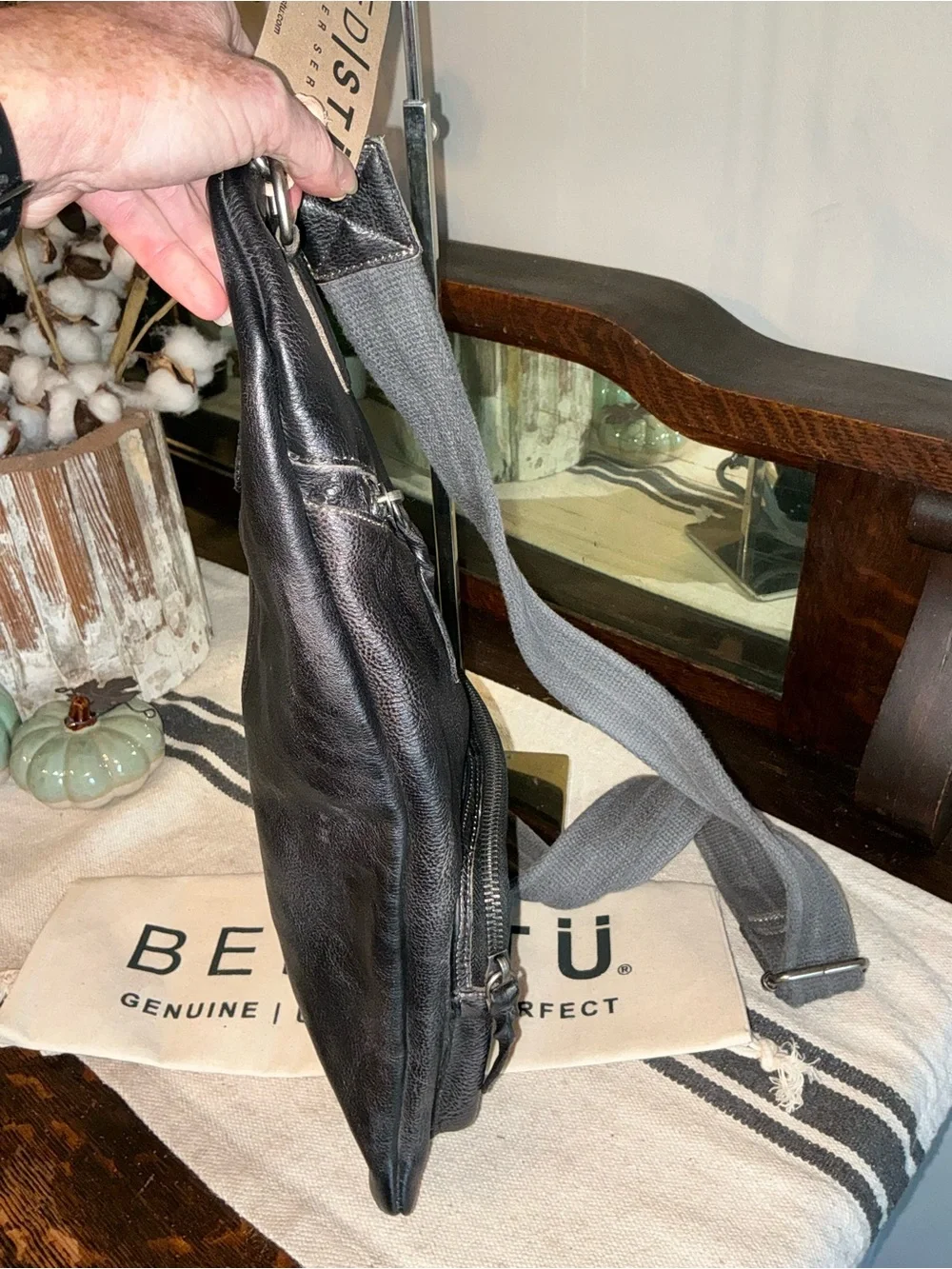 NWT Bed Stu Leather Unisex Andie Sling Backpack Black DD Dip Dyed MSRP $240